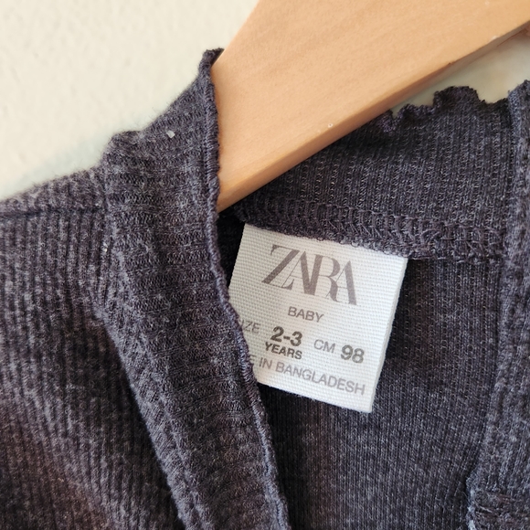 Zara Ruffle Long Sleeve Top - Picture 4 of 4